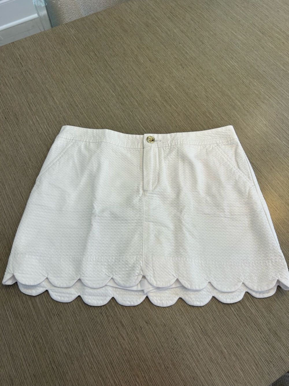 Lilly Pulitzer White Scalloped Hem Skort with Gold Button